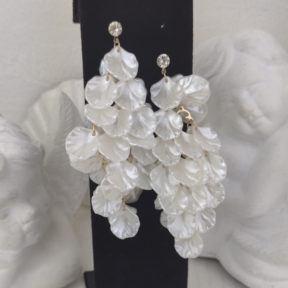 White Cascading Luminescent Resin Petal Drop Fringe Rhinestone Earrings